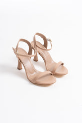 Elegant beige heels